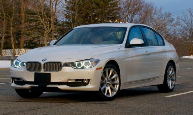 Ľahký kovový ráfik auta sedan 2014 BMW 328d xDrive