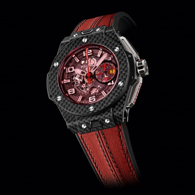 hodinky ferrari hublot červená karbónová červená čierna