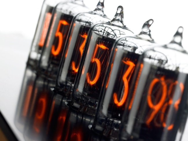 Nixie hodinky chronotronix v400 elektrónky Nixie hodinky chronotronix v400 tuby