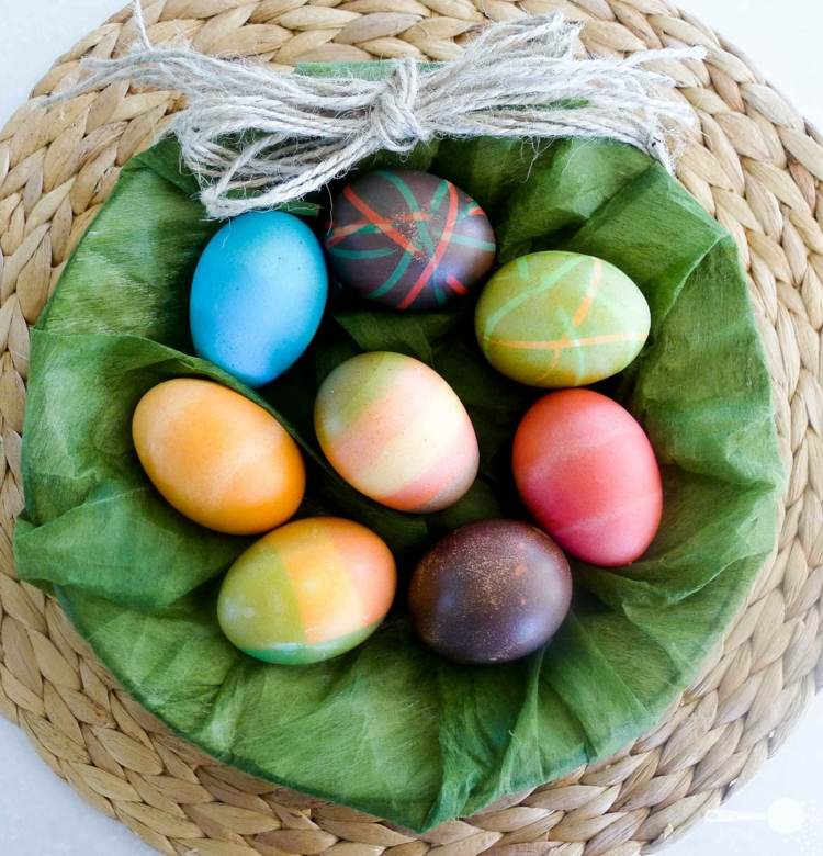 Navrhnite veľkonočné vajíčka - zvoľte jemné odtiene Veľkonočné vajíčka navrhujú pestrofarebné nápady-nežné ťahy-vzory