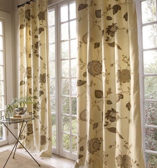 Kvetinový vzor neutrálne farby béžovo hnedá