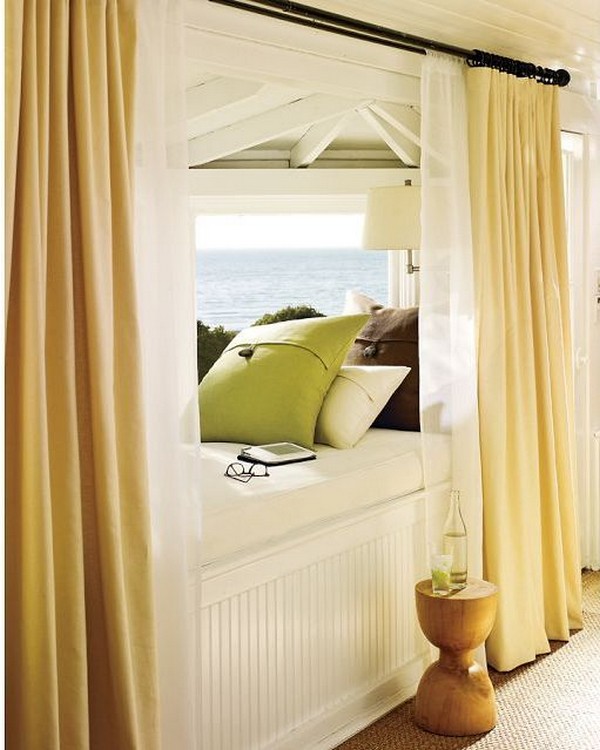 Záclony okno z horčičného hodvábu