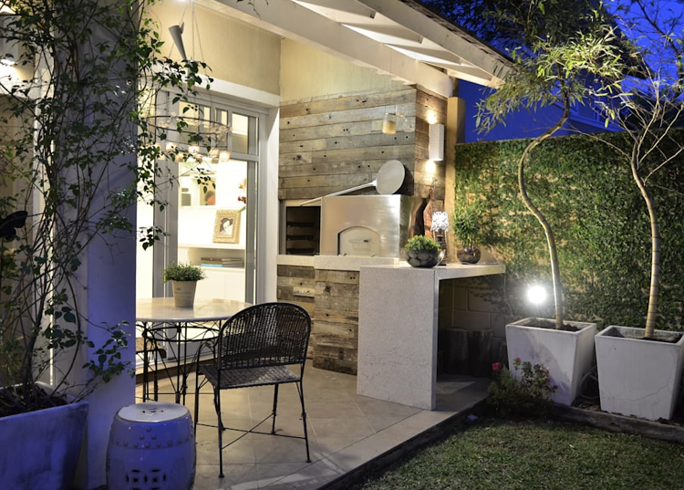 Pizza pec z nehrdzavejúcej ocele Alzholz malá terasa