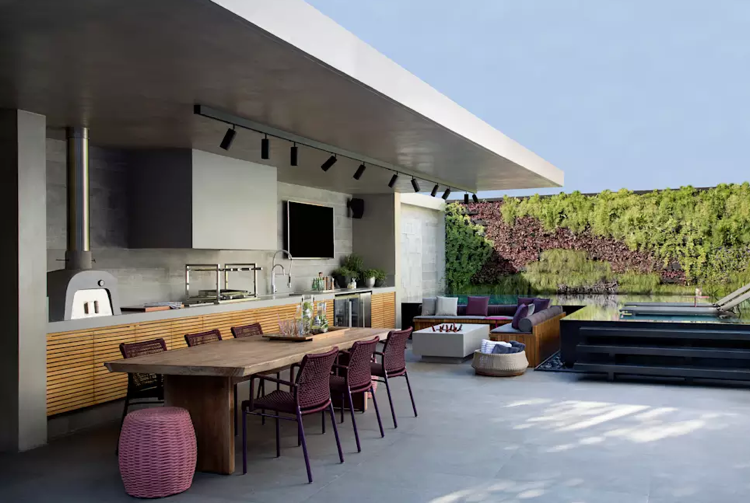 Letná kuchynská pec na pizzu z lešteného betónu