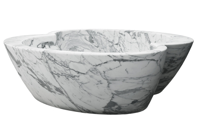 dizajn nábytku z mramorovej misy od Brada Pitta