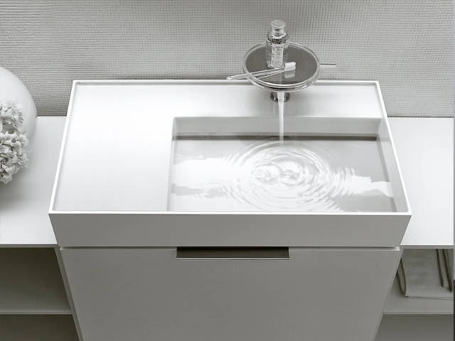 moderný spálňový okrúhly faucet tenký