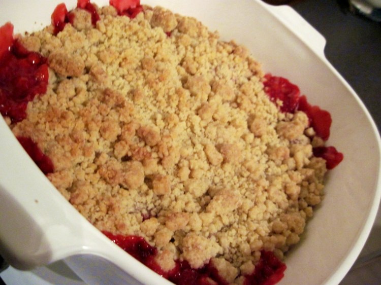 Rebarborová sezóna posype rebarborou Rebarbora-chutné-varenie-streusel