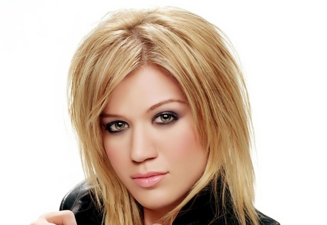 Účes vyberte blond tenké vlasy