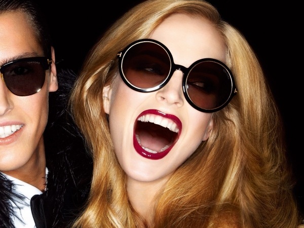 Okrúhle okuliare-moderné okuliare-tipy pre hnedý odtieň pri nákupe výberu