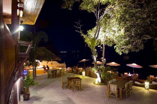 čistá romantická reštaurácia v Thajsku čistá romantická reštaurácia v Thajsku