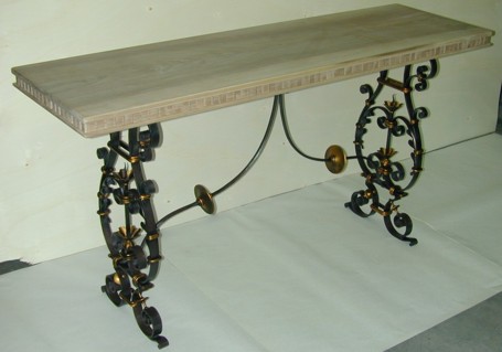 Kovaný železný jedinečný konzolový stôl Fabbro-Candeago