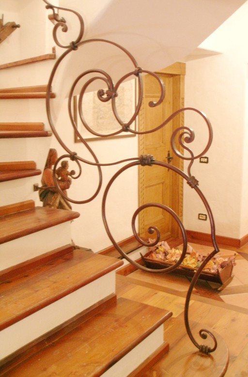Kované železné jedinečné položky schodisko Fabbro Candeago späť