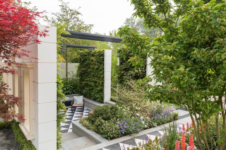 Ochrana osobných údajov zvislé záhrady papradie vyvýšená posteľ tehlové schody