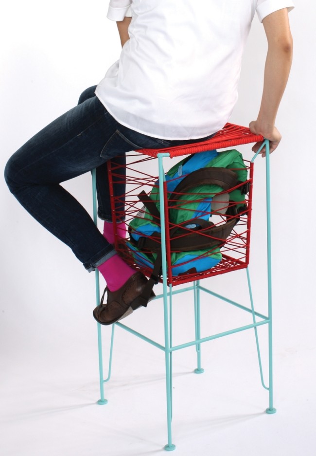 sochársky nábytok dahm záveterná barová stolička úložný priestor gimmi pásy sochársky nábytok barová stolička dahm lee nápady na úložný priestor nápady remienky