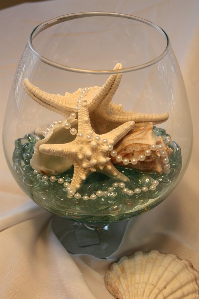 Takúto výzdobu stola môžete ľahko napodobniť sami Hviezdice korálky ozdobné sklenené tabule