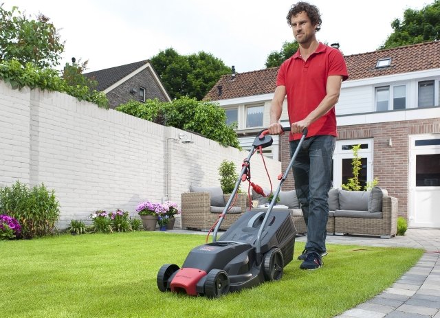 Elektrická kosačka na trávu porovnanie typu kosačky elektrická kosačka bosch výhody-nevýhody typu kosačky na trávu