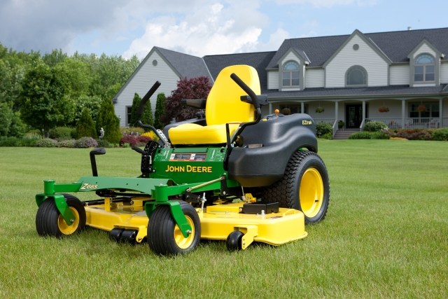 Typy kosačiek pred nevýhodami, robotická kosačka s nulovým polom otáčania Porovnanie typov kosačiek pred nevýhodami, robotická kosačka s nulovým polom otáčania