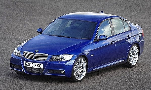 modré BMW radu 3 2000 rady o výhodách modrá-BMW -3er- séria 2000- výhody- autoopravovňa