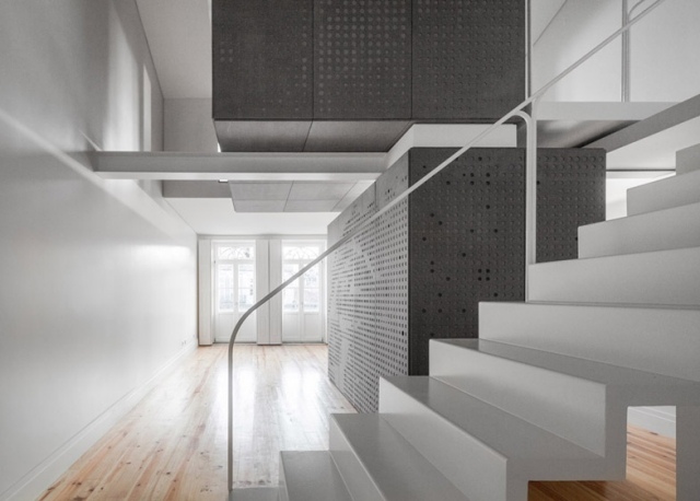 obývacie boxy odda s ľahkou oceľovou konštrukciou -uložené na vrchole nosníkov LOIOS-Duplex-Wohnmodule-monolitické-kombinované-spanie-bývanie-jedenie