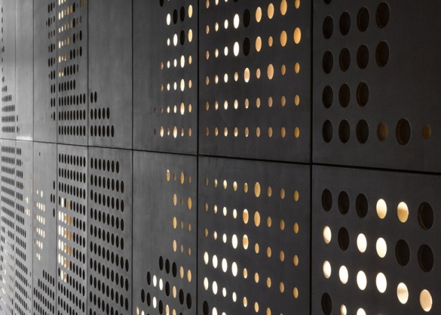 Modulárne jednotky vyrobené z ocele, vláknocementové stavebné panely, vnútri sklolaminátové panely Modulárne jednotky-s-dierovanou štruktúrou-odeté-loios-projekt-poštovné