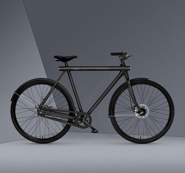Čierny model bicykla smart bike black-design-8-gaenge-vanmoof