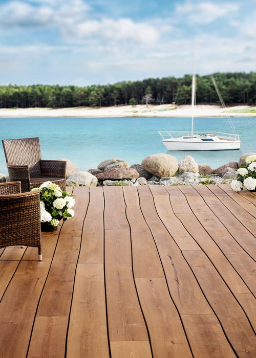 zakrivená terasa z masívneho dreva bolefloor