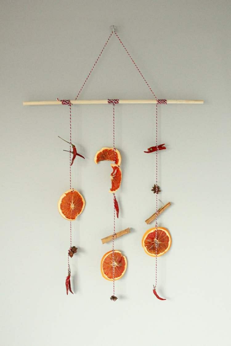 vianočná ozdoba sušené plátky pomaranča škorica badián čili papričky