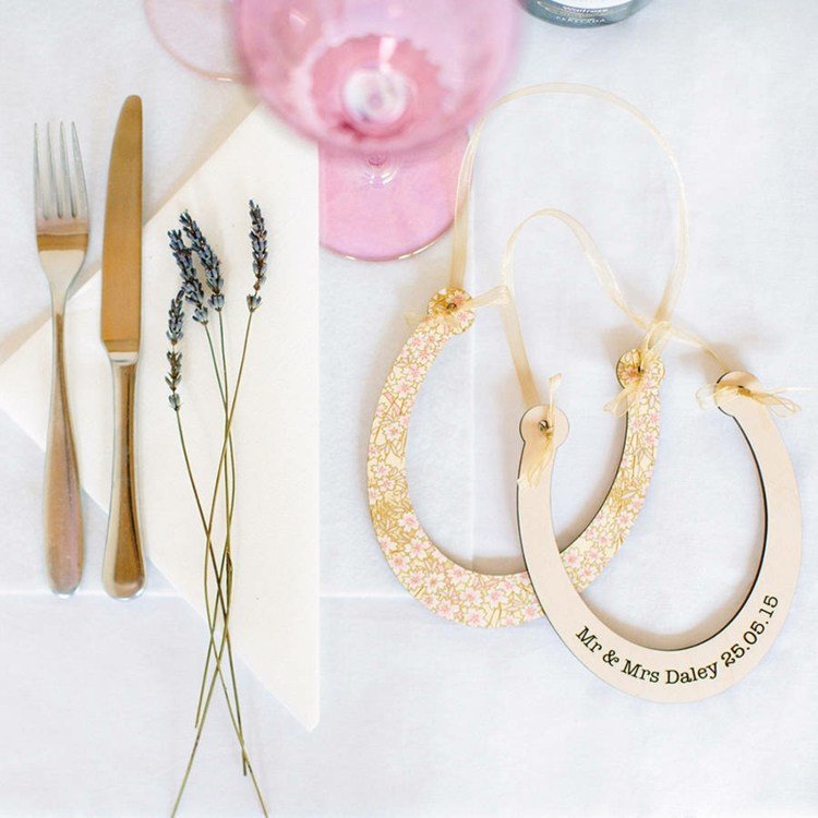 Šťastné kúzlo svadobnej podkovy personalizovanej levandule