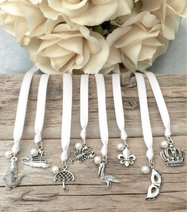 svadobné tradície prívesky stuha ťahanie talisman svadba