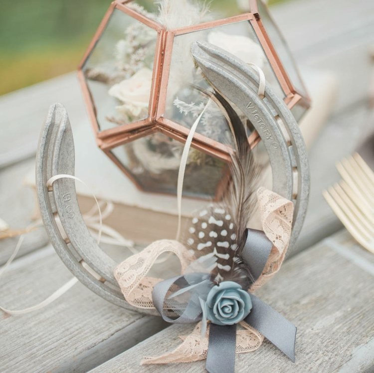 talisman pre svadobnú podkovu vintage dekorácia aranžovanie kvetov