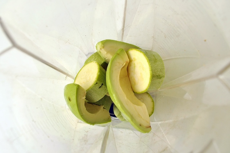 vegánsky recept na šalát s majonézou mixér pueree cuketová majonéza