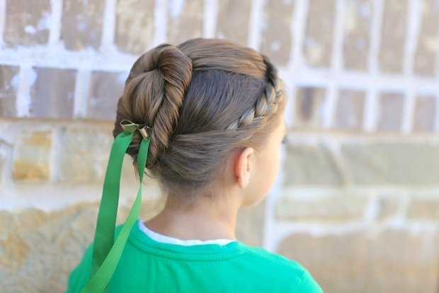 updo-with-braid-anna-the-ice-queen-movie