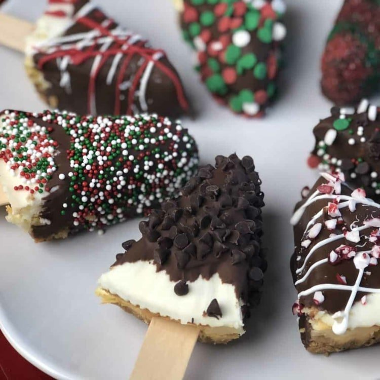 Vianočná ozdoba na tortu s posýpkou a čokoládou