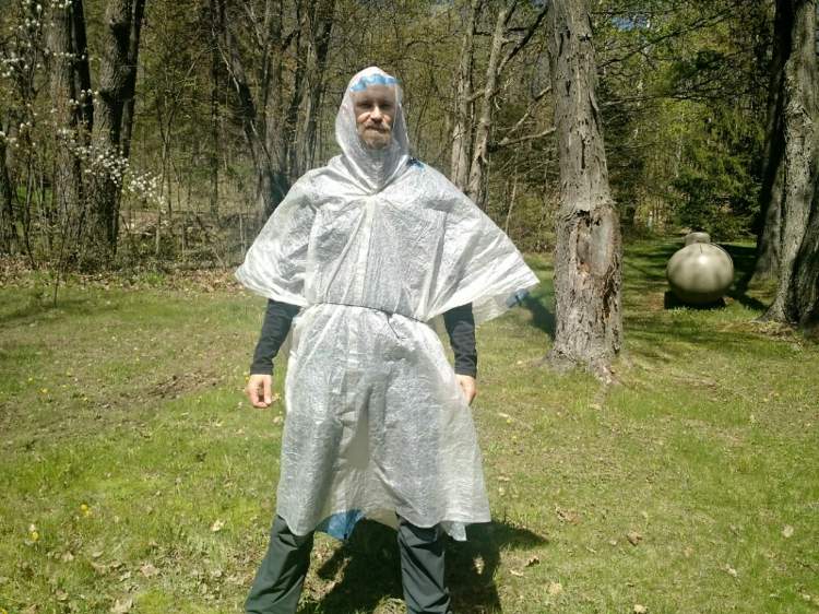 Vyrobte si dažďové pončo rýchlo a jednoducho