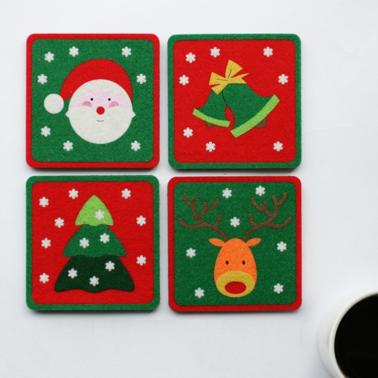 DIY projekt s plstenými táckami so Santa Clausom, jedľou, zvončekom a sobmi dekorácia stola kutilstvo drotár santa claus jedľa zvony sobie tácky