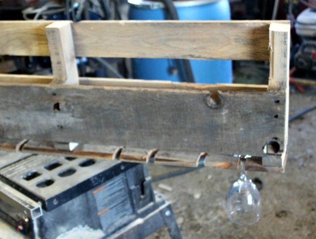 Vytvorte si vlastné závesné poháre na víno, krok 3