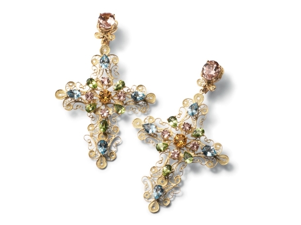 Luxusné dámske zlaté náušnice pozlátené drahými kameňmi dolce a gabbane Zlacene-krystaly-dolce-gabbana-zbierka šperkov