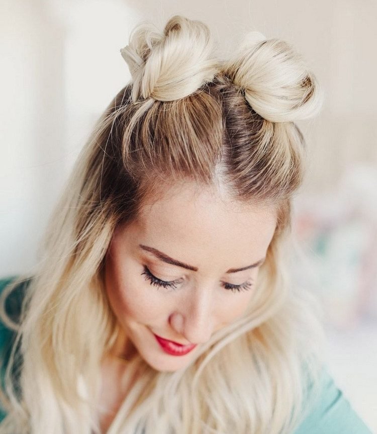 Účesy s dvoma drdolmi Účesy s drdolmi pre dlhé vlasy