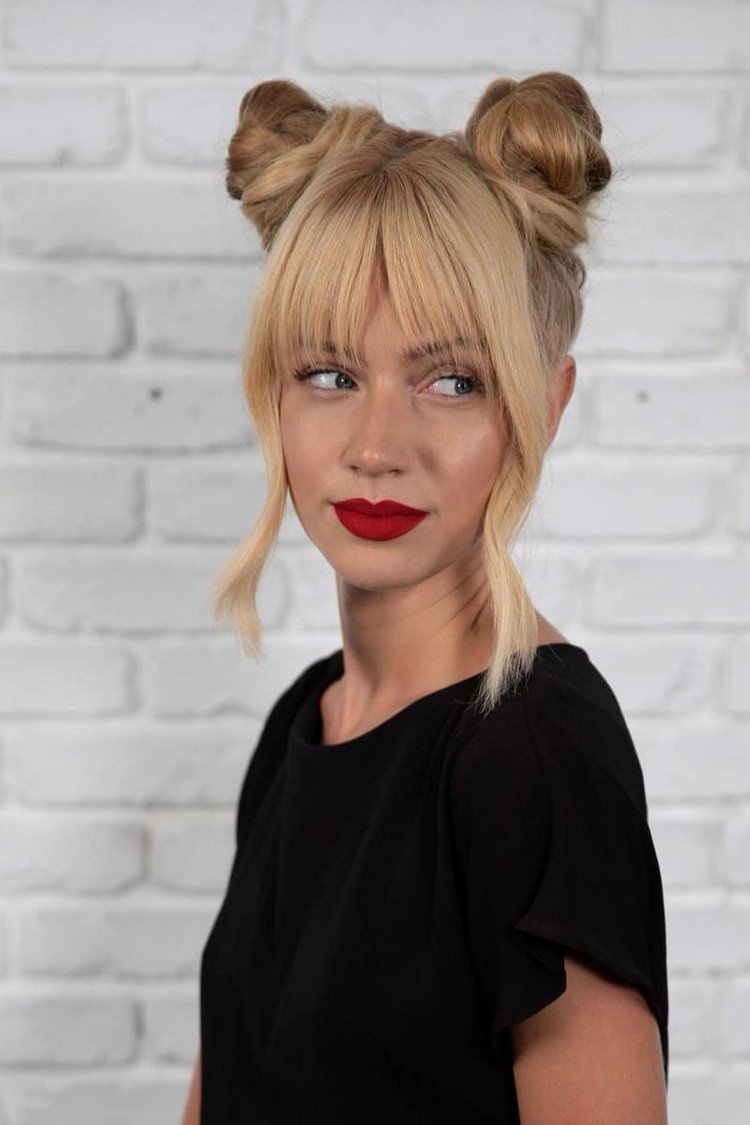 Drdol Účes s ofinou Dva drdoly Účesy Aktualizácie pre dlhé vlasy