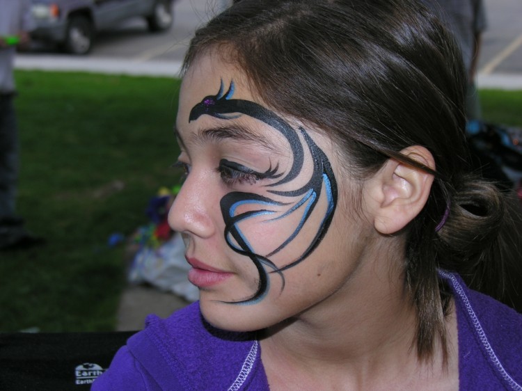 nápady na makeup pre dospelých pre karneval čínsky drak