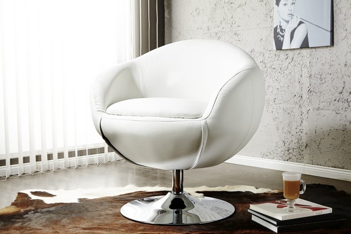 Okrúhle kreslo-otočné-biele-kožené-poťah-BOMBER-ergonomické-design-jazyk