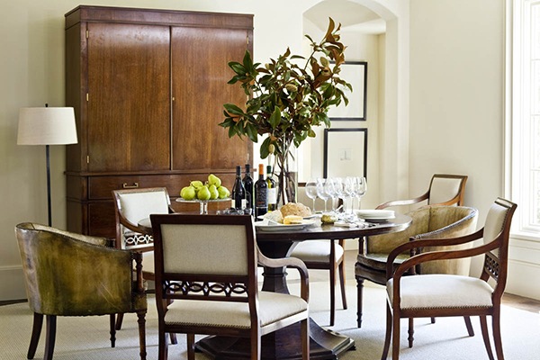 jedáleň prírodné drevo trendy interiérový dizajn pre rok 2013