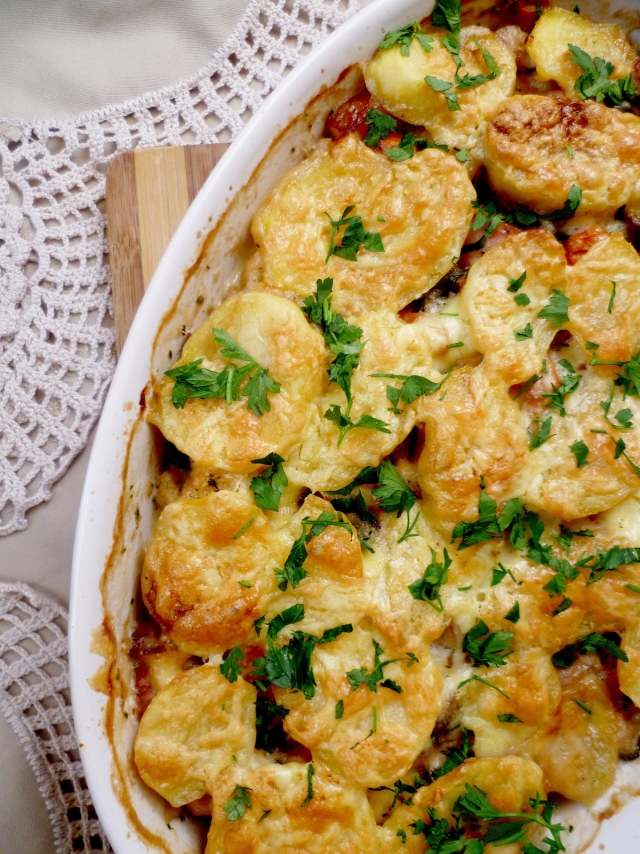 Rýchle jedlá recepty zemiaky smotana huby upiecť Rýchle jedlá zemiaky smotana huby upiecť chutné