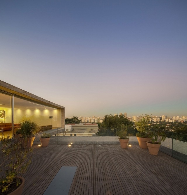 Strešná terasa P House-presklená zábradlie panoráma-Sao paolo Nápady na dizajn strešnej terasy Panoráma preskleného zábradlia P House