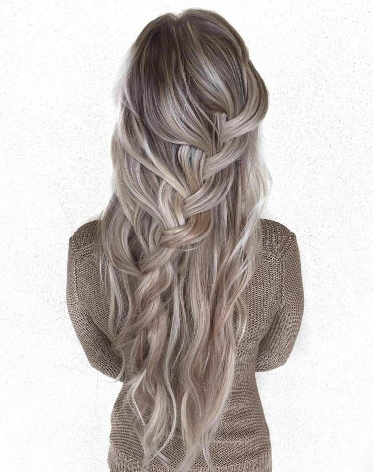 Huba na vlasy s tmavými blond vlasmi Návod na zapletanie vlasov do blond