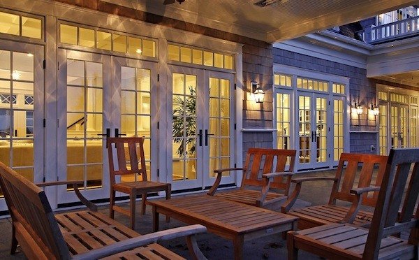 Terasa s baldachýnom-kreslá-vyrobené z teakového dreva