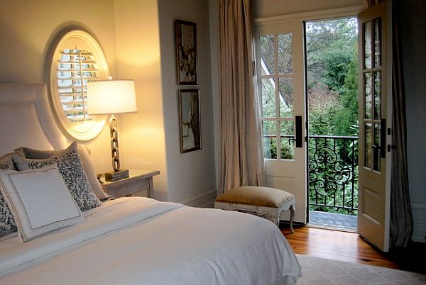 nápady na dvojité dvere v spálni-francúzsky balkón na vstupné dvere