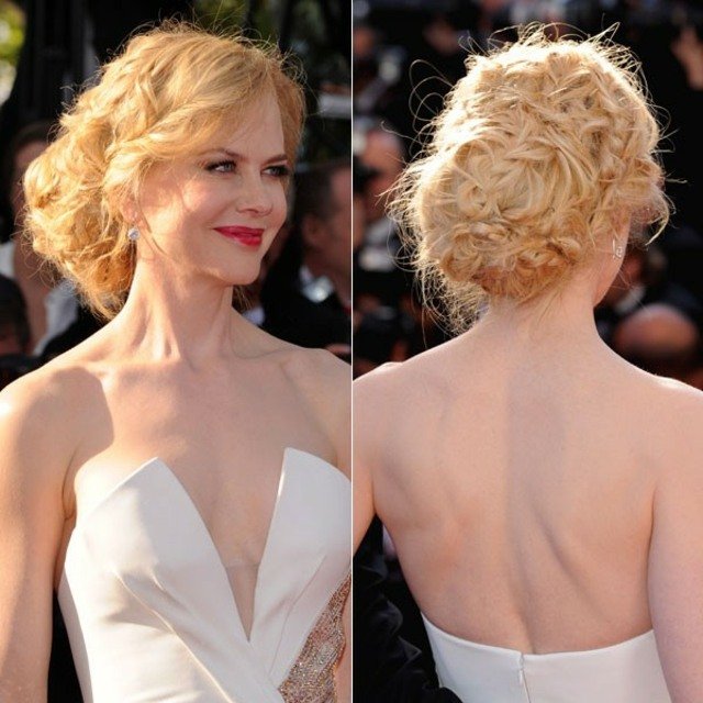 Drdol s kučeravými vlasmi Nicole Kidman biele šaty-otvorený-dekolt-drdolový účes