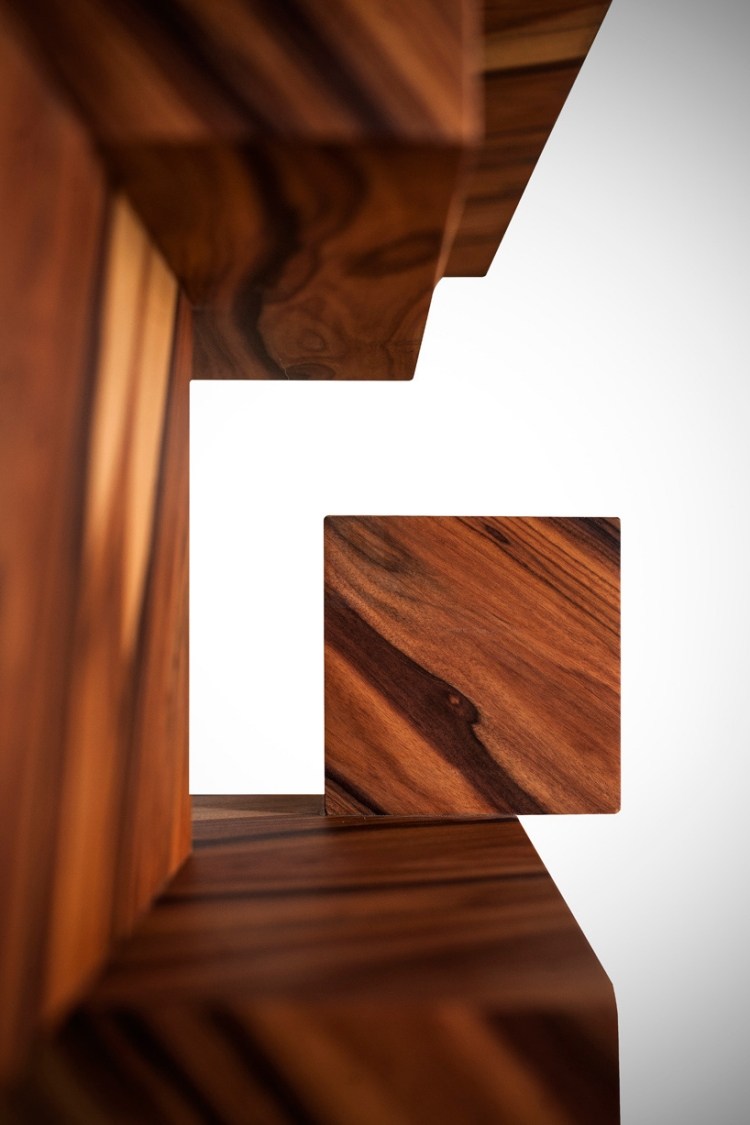 Podrobnosti z konzolového stola s krásnym zrnom Konferenčný stôl z pravého dreveného nábytku alma detaily drevené panely