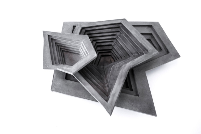 Geometrické hry Hranatý dizajn betónu Geometrické hry Dizajn štvorcového riadu Betónová miska